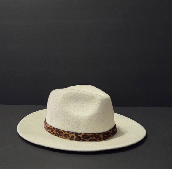 Altar'd State Leopard Belted Wool Hat - Picture 7 of 16